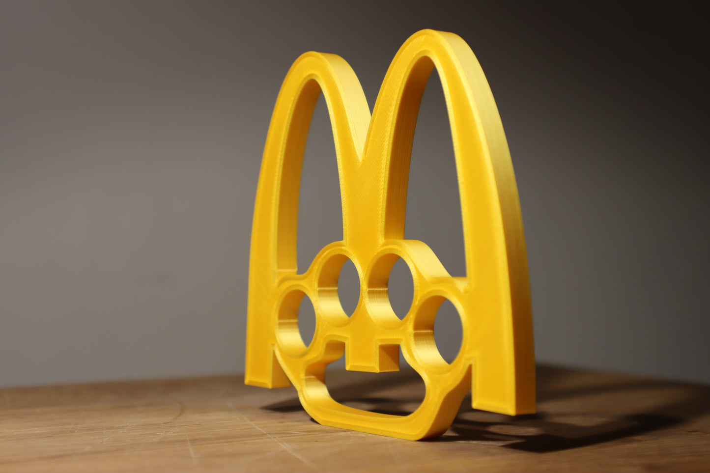 Knuckle McDuster