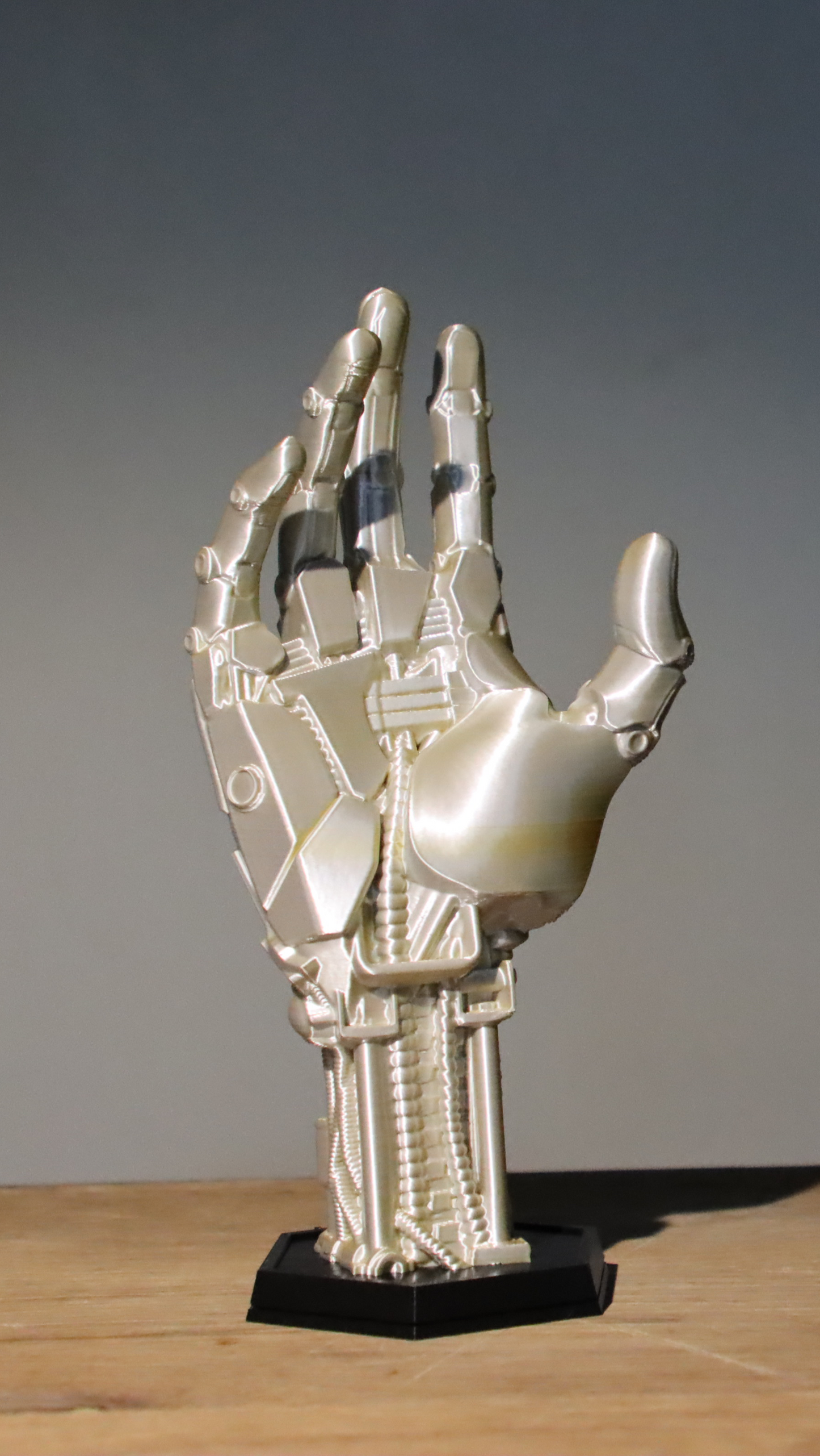 Robot Hand Gaming Controller Display Stand