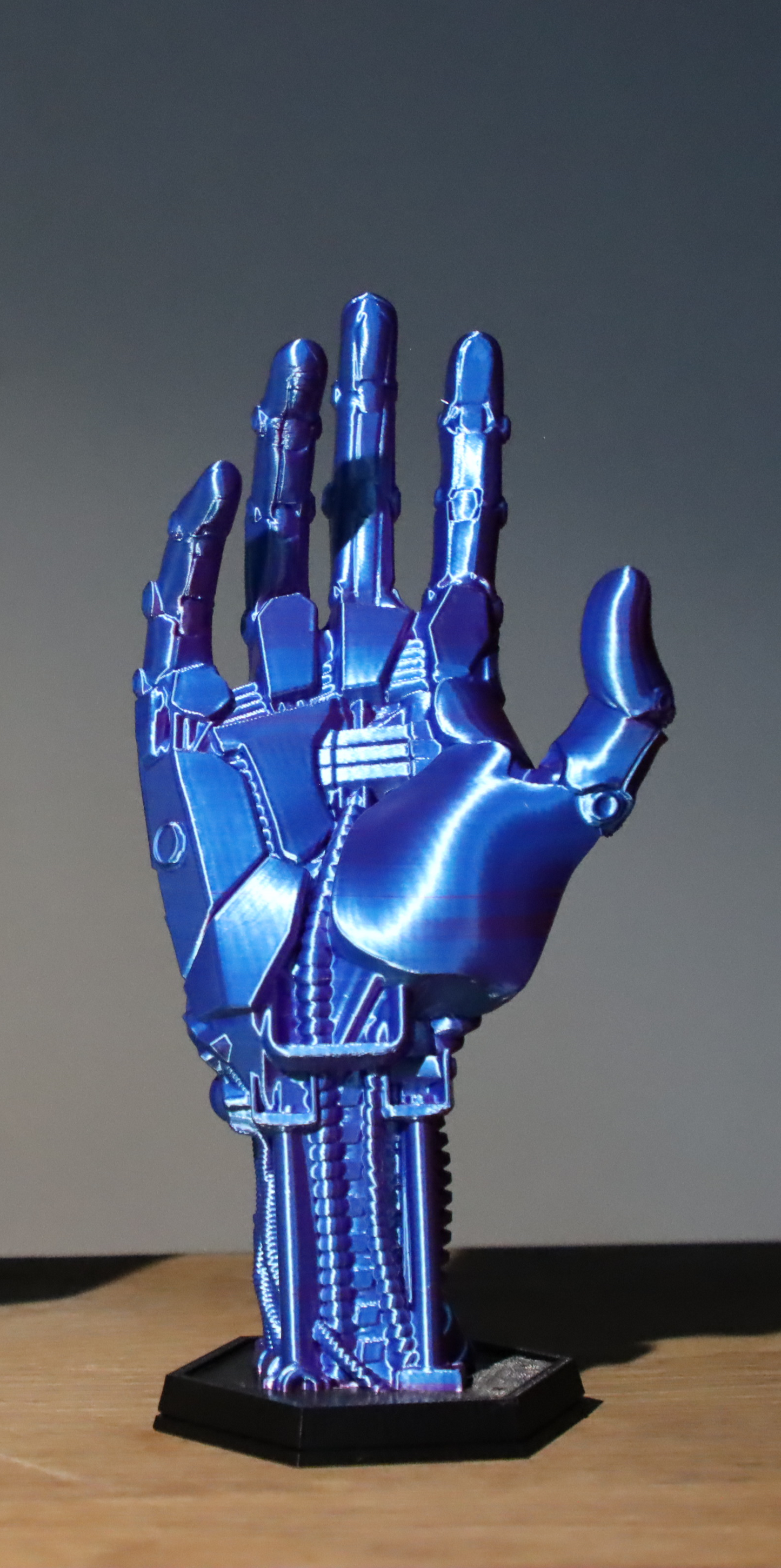 Robot Hand Gaming Controller Display Stand