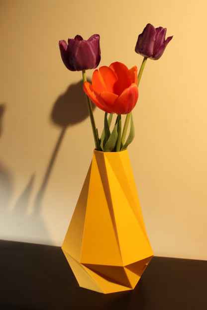 Sept Facettes - Poly Vase