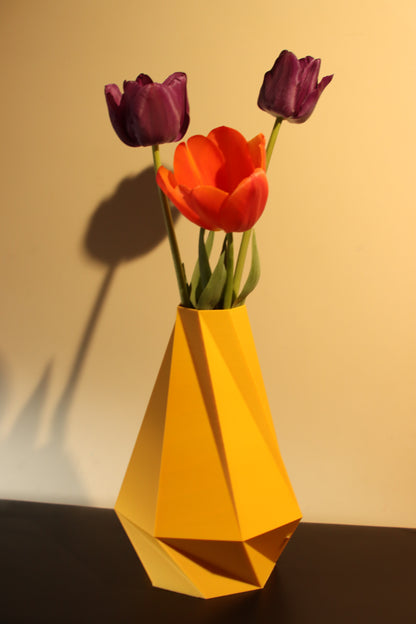 Sept Facettes - Poly Vase