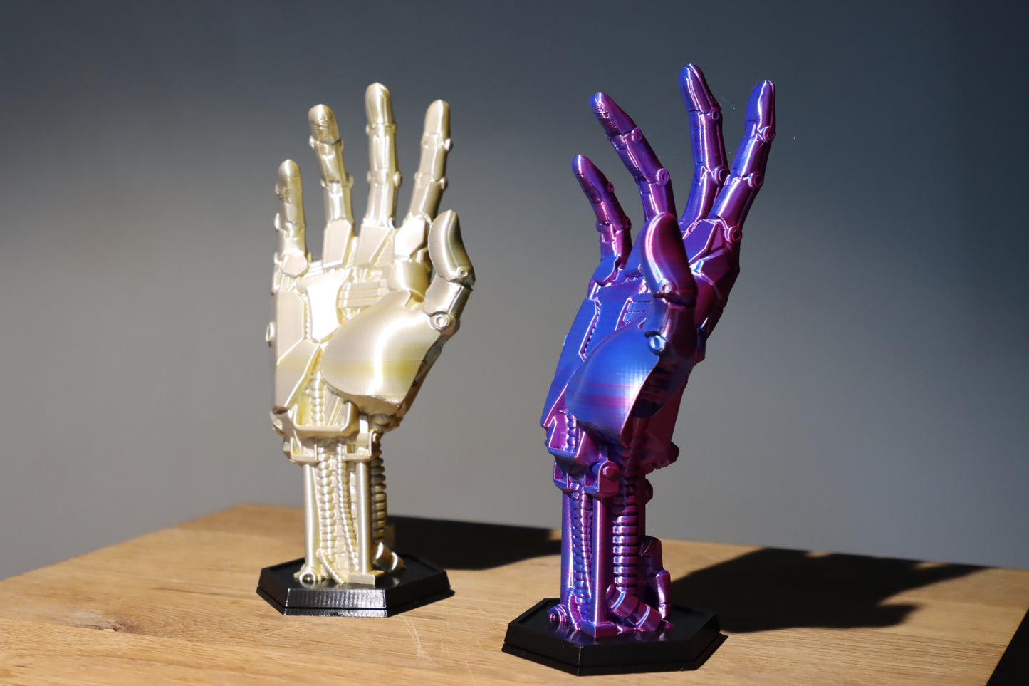 Robot Hand Gaming Controller Display Stand