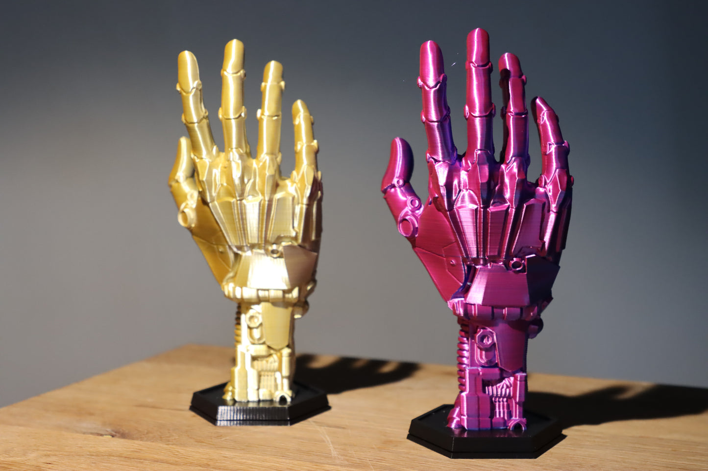 Robot Hand Gaming Controller Display Stand