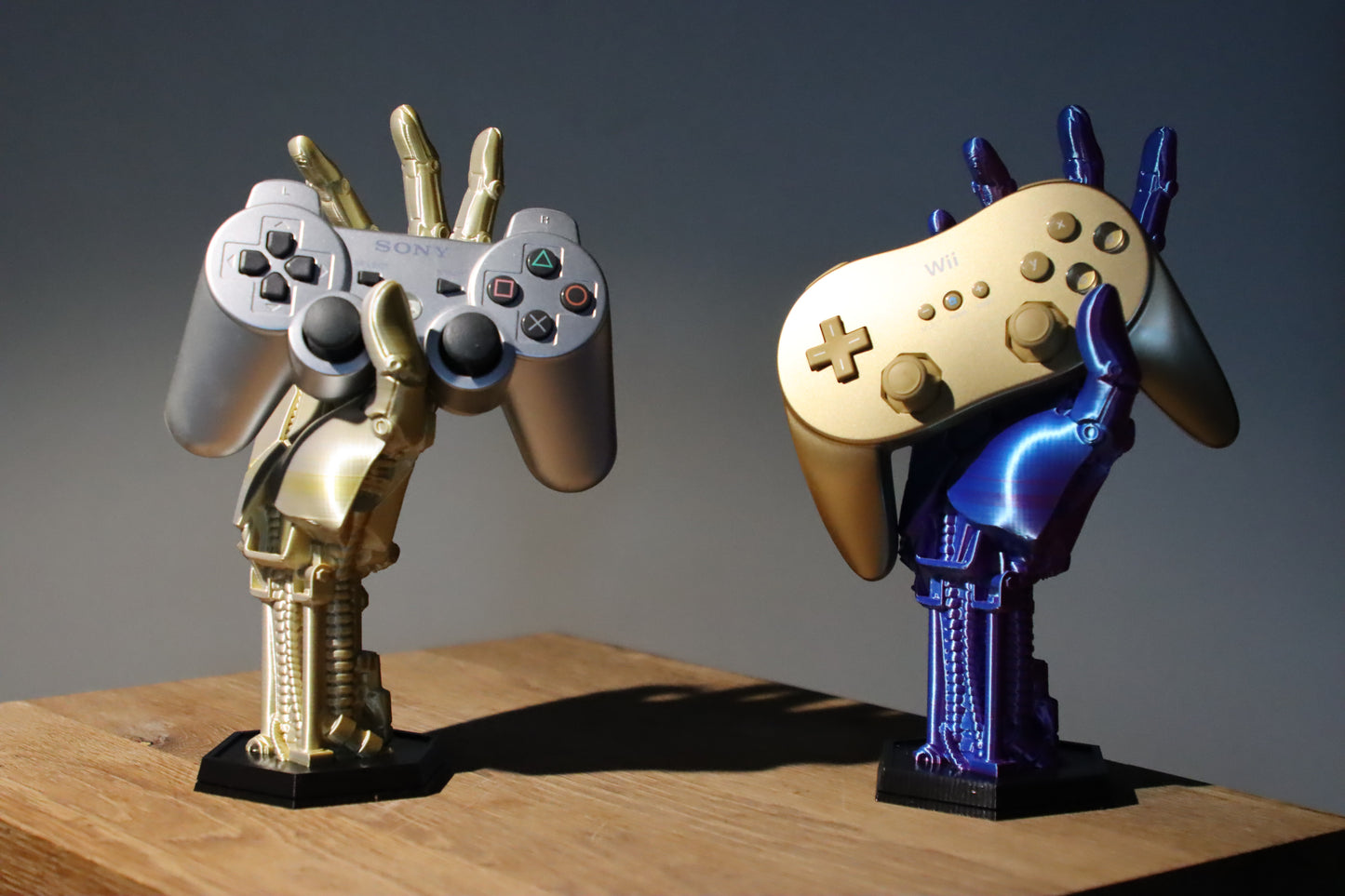 Robot Hand Gaming Controller Display Stand